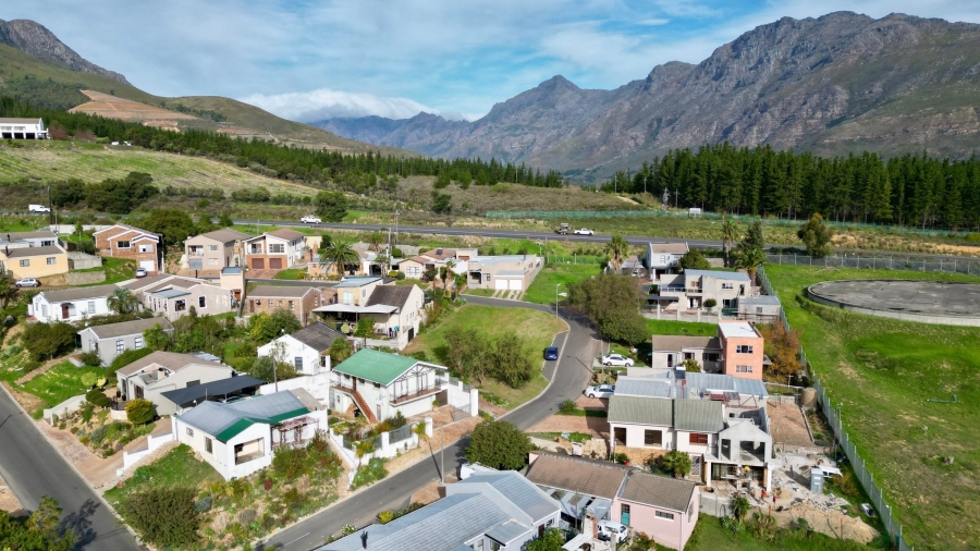 4 Bedroom Property for Sale in Arbeidslus Western Cape